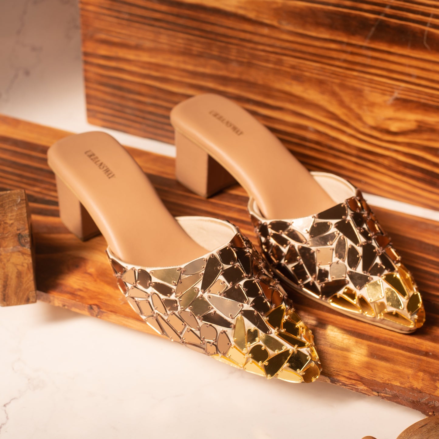 Gold Espejo Mules